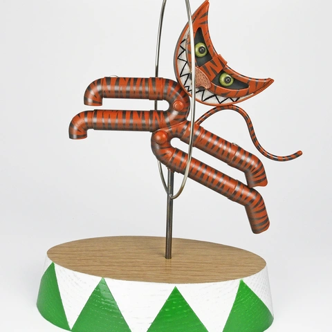 Lisa and Scott Cylinder